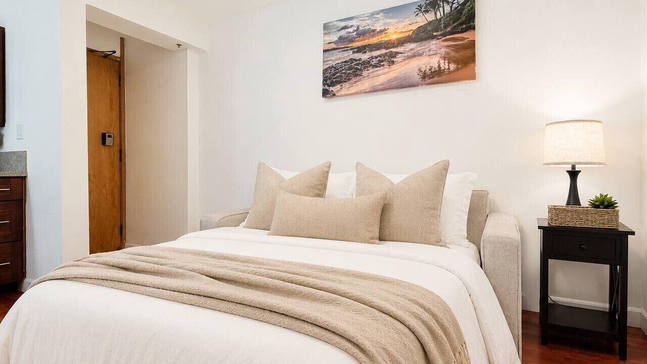 Photo of Bedroom in Downtown Honolulu