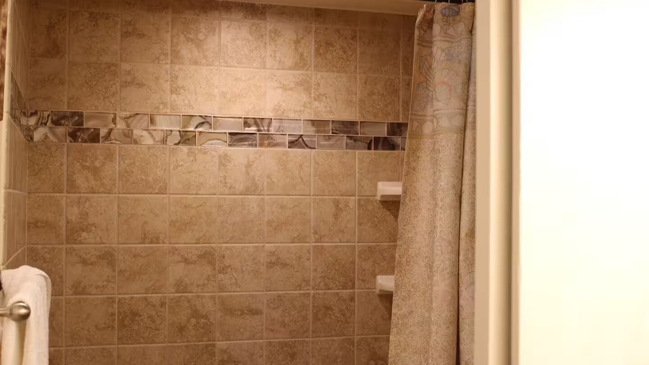 Photo of Bathroom in Honokowai