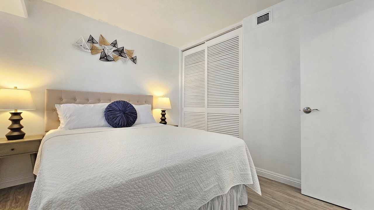 Photo of Bedroom in McCully - Moiliili