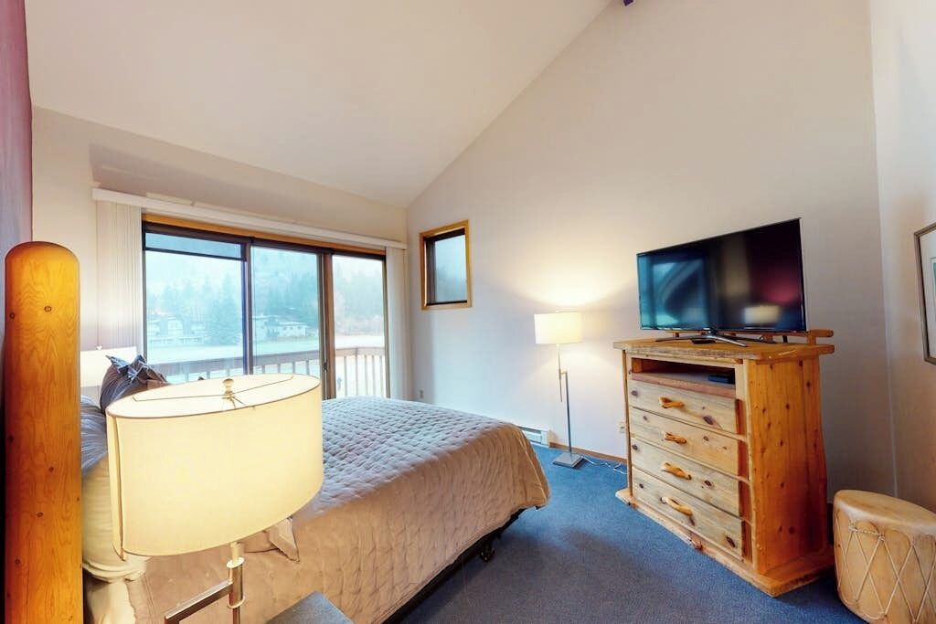 Photo of Bedroom in Eagle-Vail