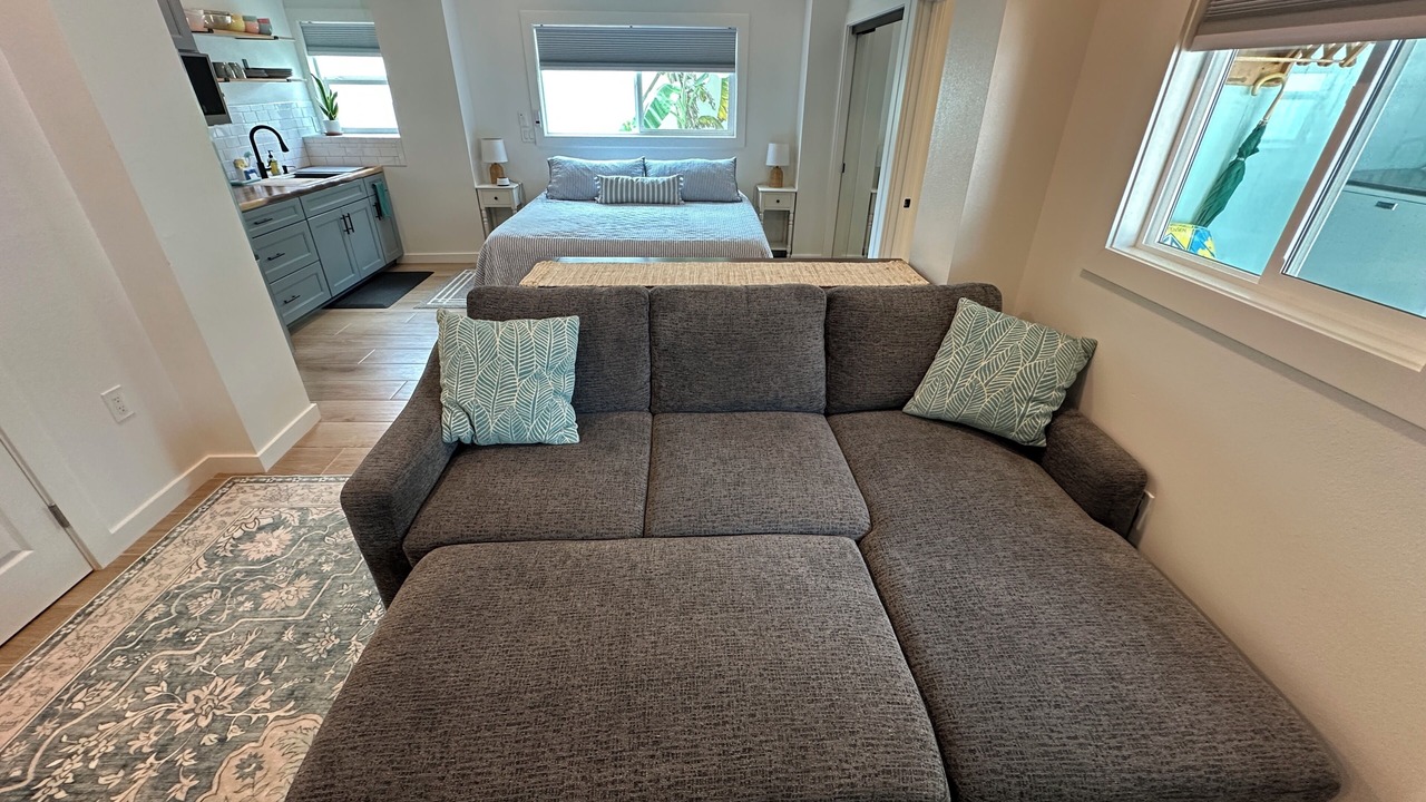 Photo of Livingroom in Punaluu