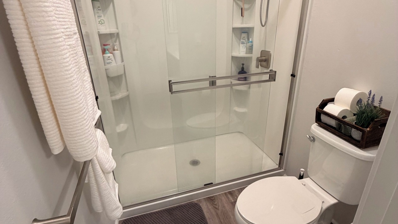 Photo of Bathroom in Ewa