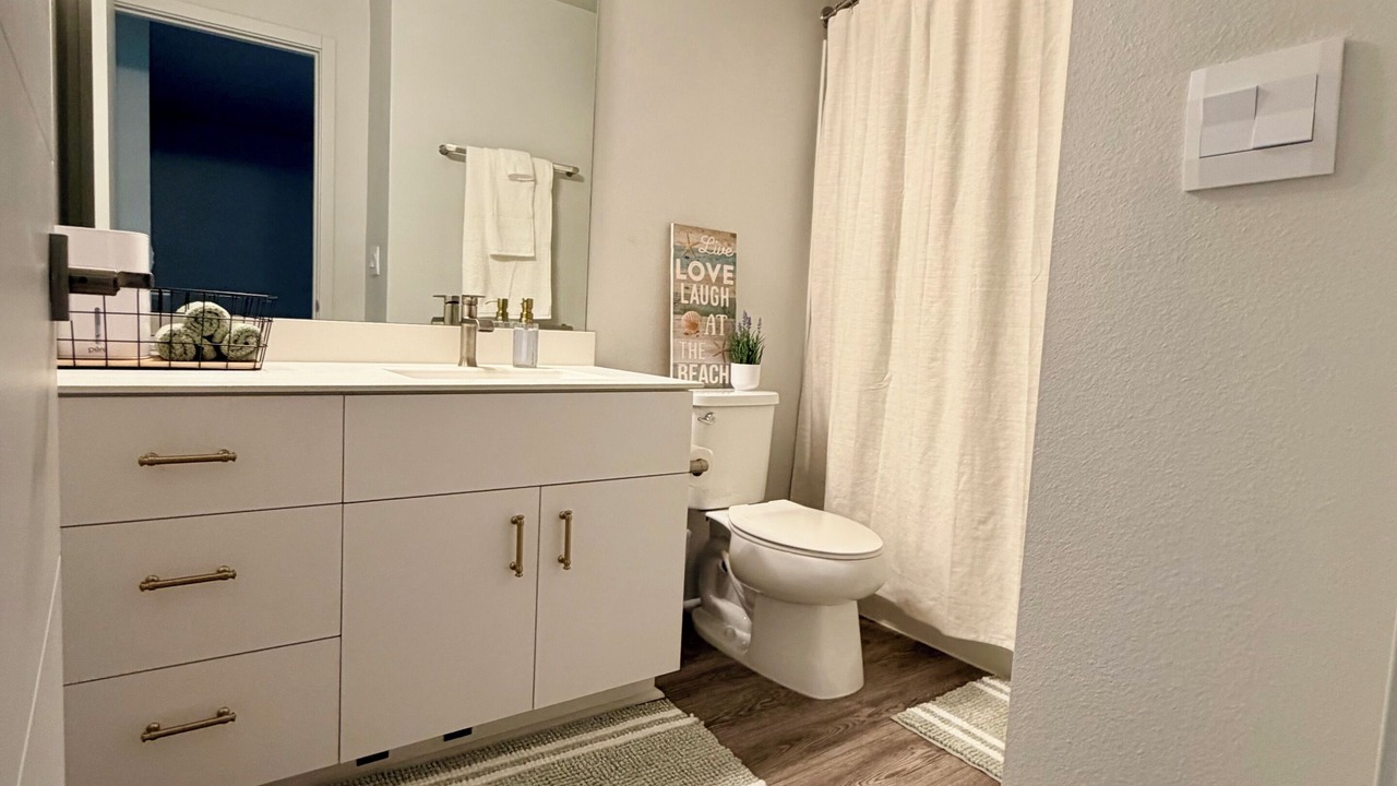Photo of Bathroom in Ewa