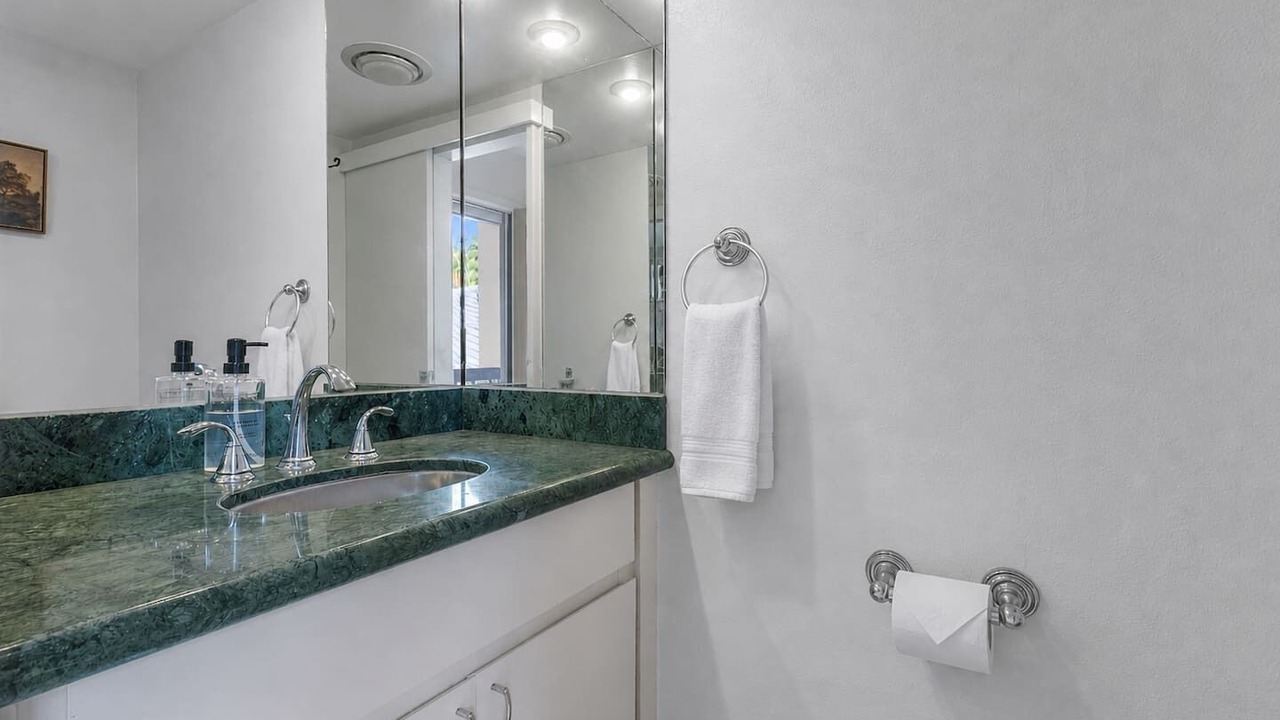 Photo of Bathroom in Portlock