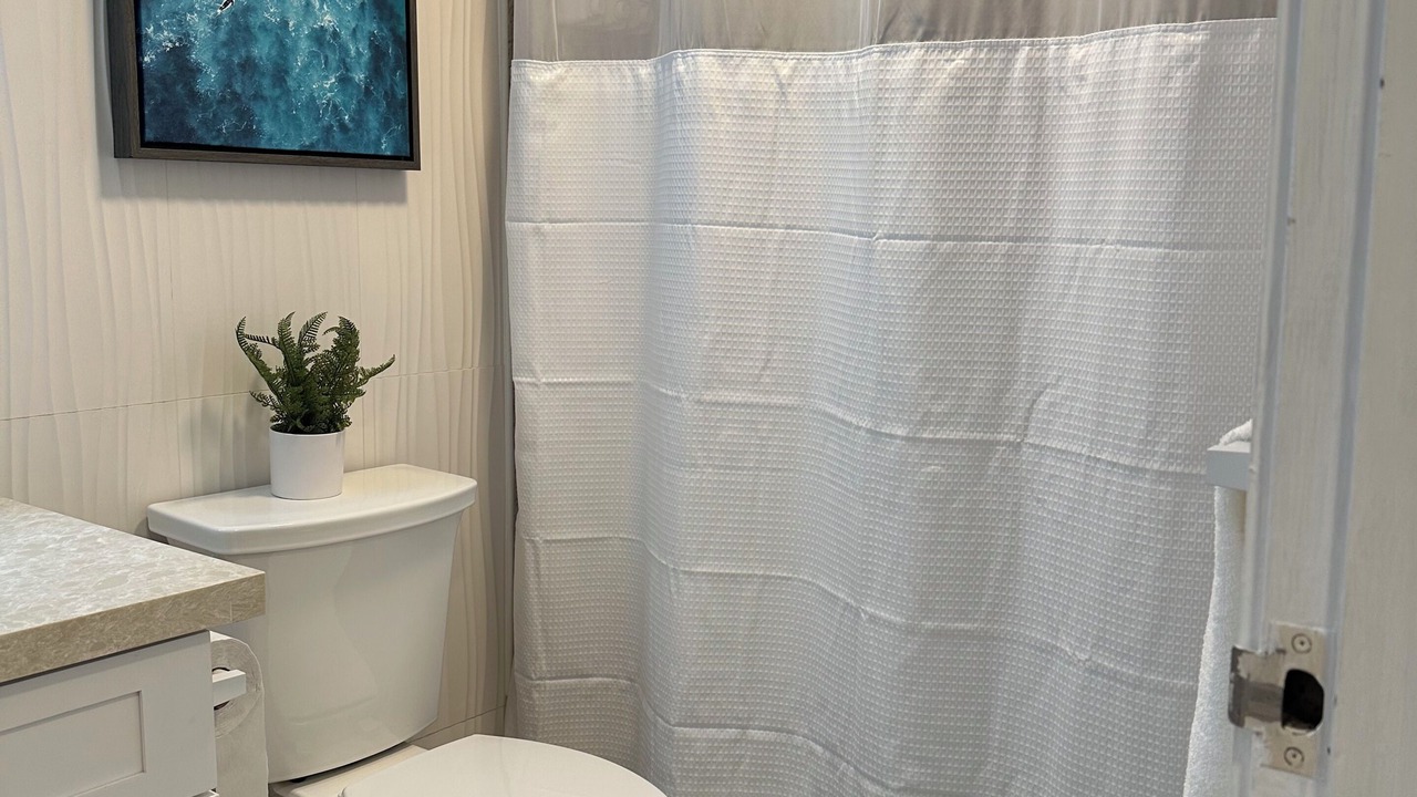 Photo of Bathroom in McCully - Moiliili