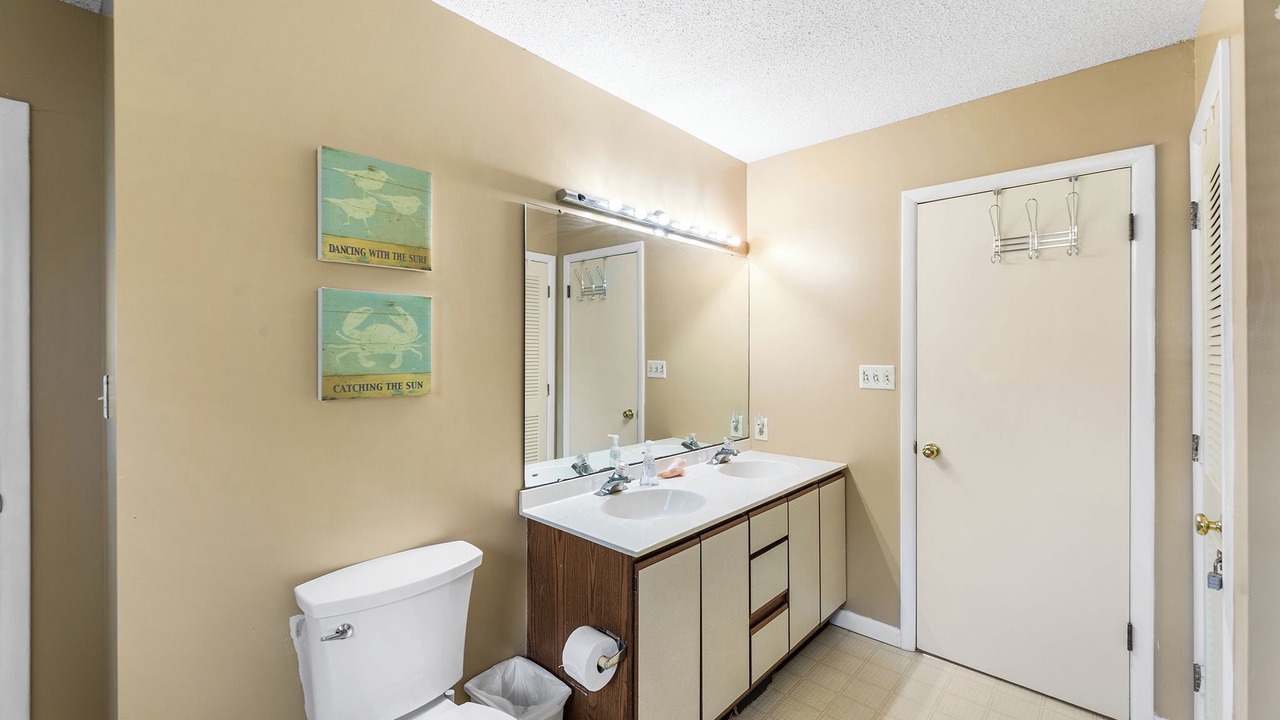 Photo of Bathroom in Bethany Beach