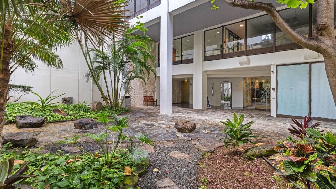 Photo of Outdoor in Downtown Honolulu
