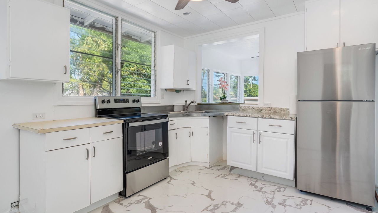 Photo of Kitchen in Lanikai