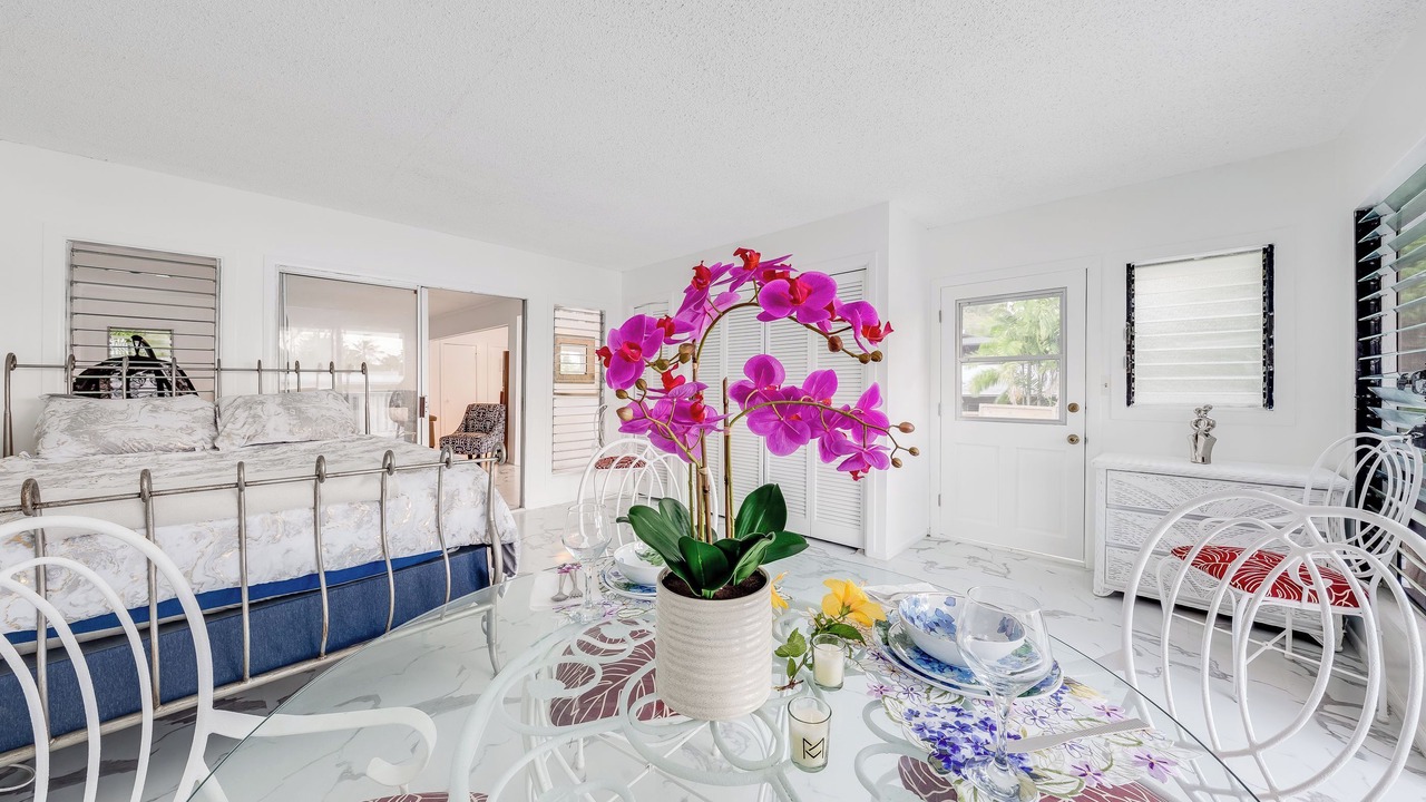 Photo of Bedroom in Lanikai