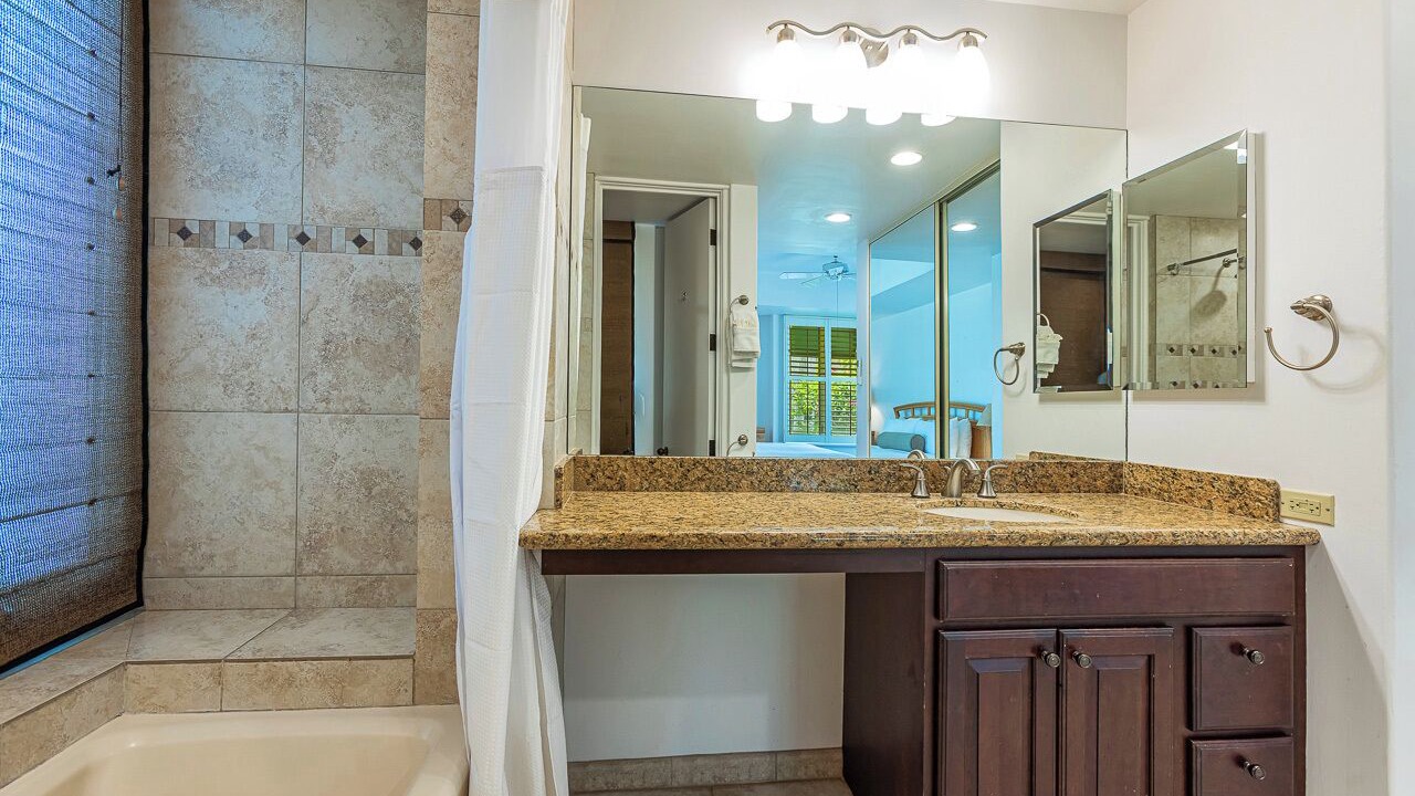 Photo of Bathroom in Wailea