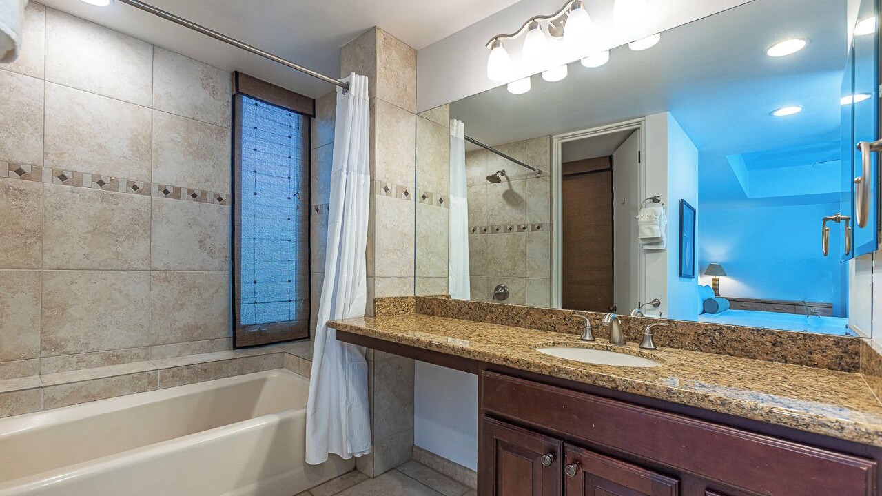 Photo of Bathroom in Wailea