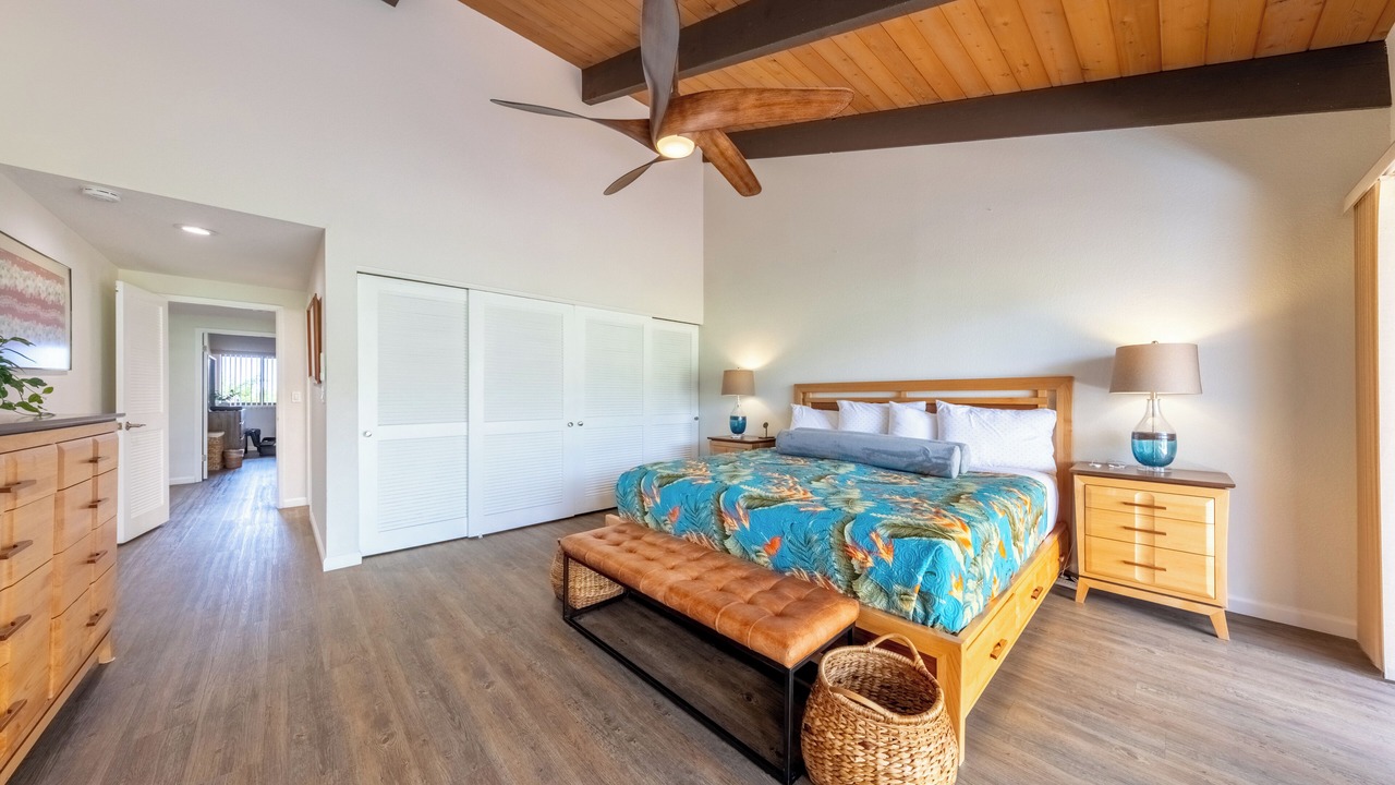 Photo of Bedroom in Kahaluu Bay