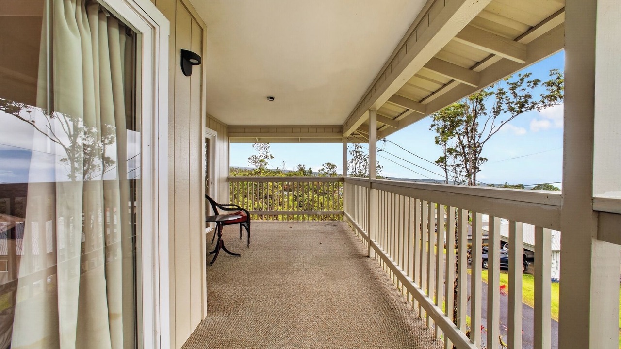 Photo of Patio Balcony in Hilo