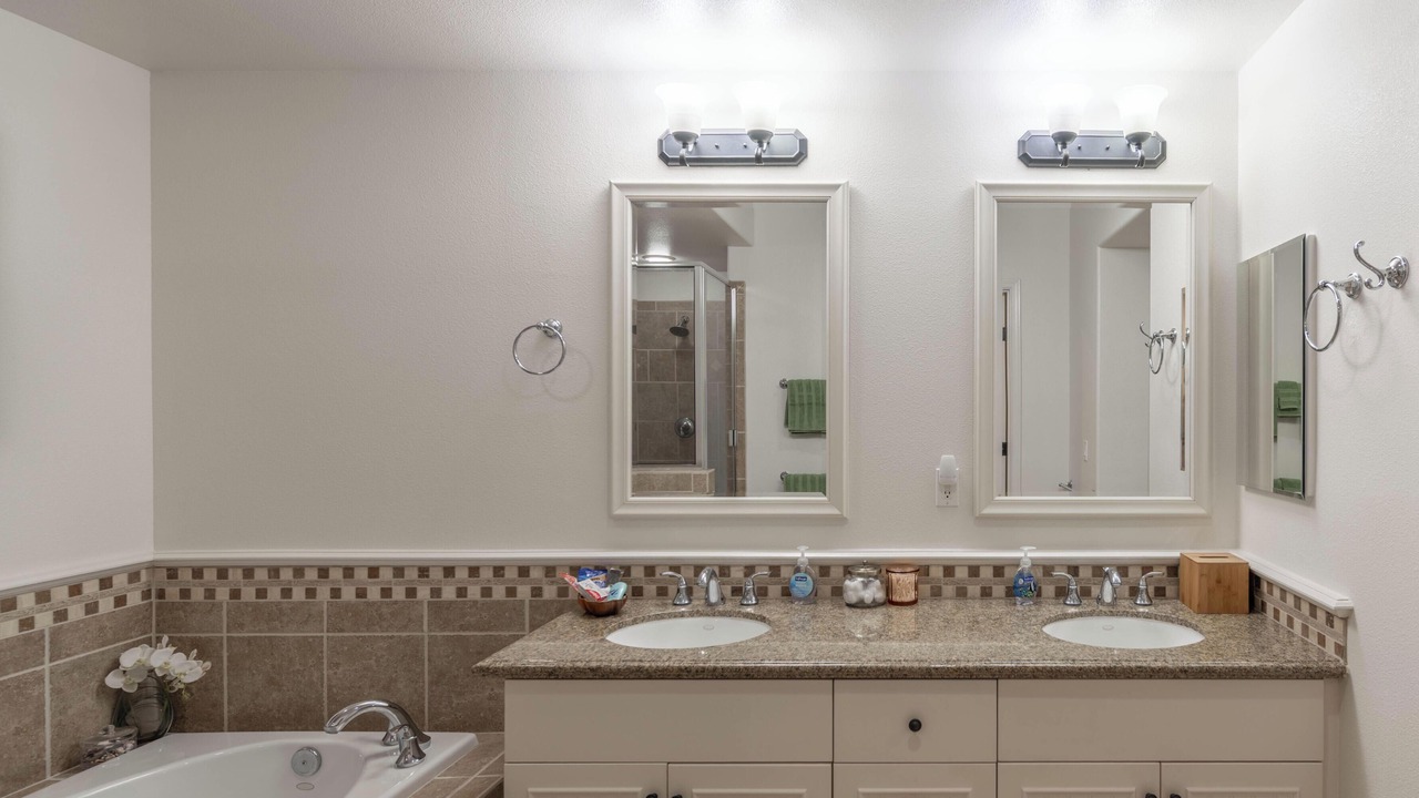 Photo of Bathroom in Kulalani