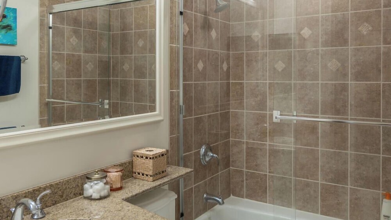 Photo of Bathroom in Kulalani