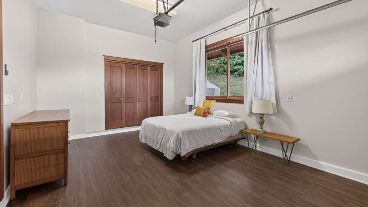 Photo of Bedroom in Historic Kailua Village