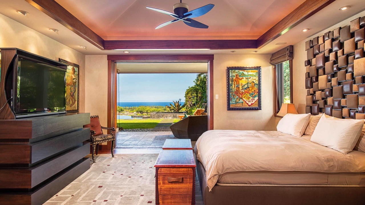 Photo of Bedroom in Kaupulehu