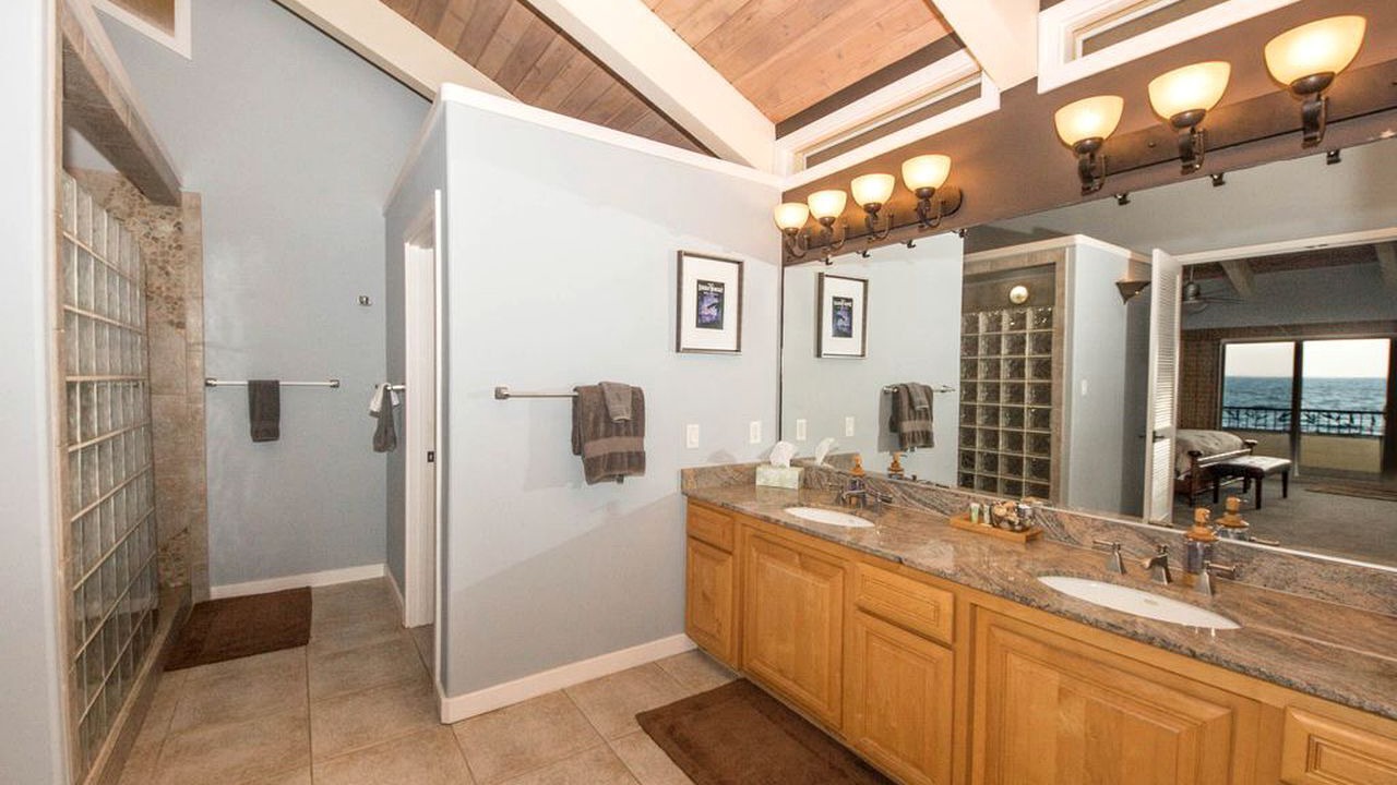 Photo of Bathroom in Kailua-Kona
