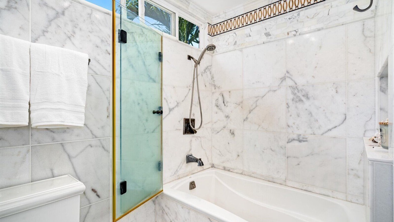 Photo of Bathroom in Hawaii Kai