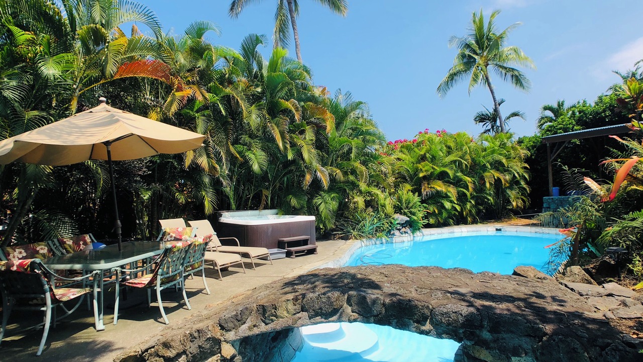 Photo of Outdoor in Kahaluu Bay