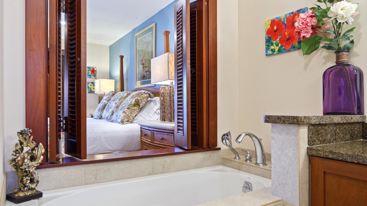 Photo of Bathroom in Waikoloa