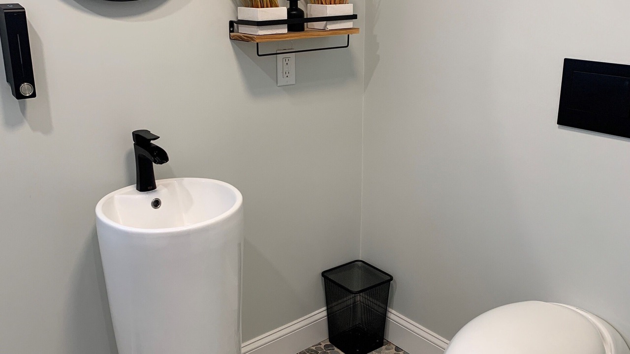 Photo of Bathroom in Middleborough