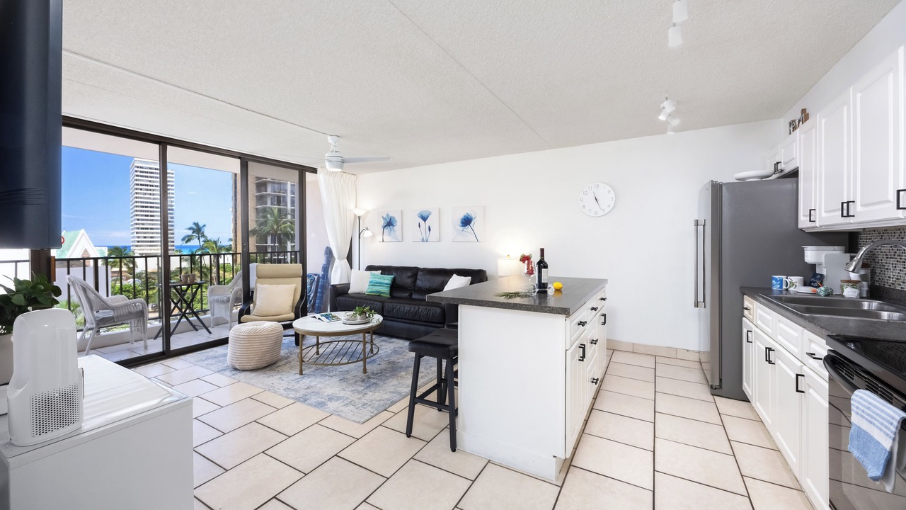 Photo of Kitchen in Waikiki