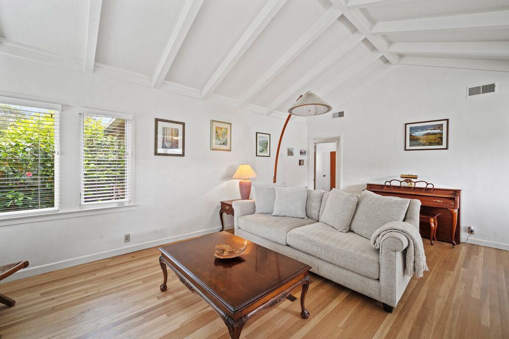 Photo of Livingroom in Hatton Fields