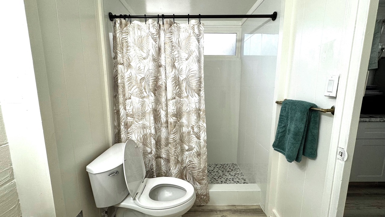 Photo of Bathroom in Kahului