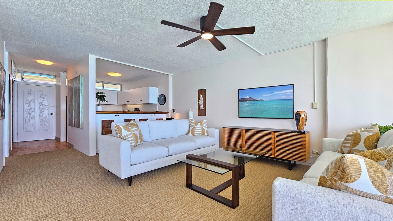 Photo of Livingroom in Diamond Head - Kapahulu - St. Louis