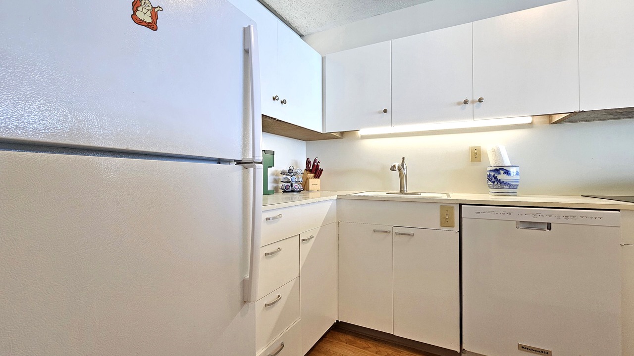 Photo of Kitchen in Diamond Head - Kapahulu - St. Louis
