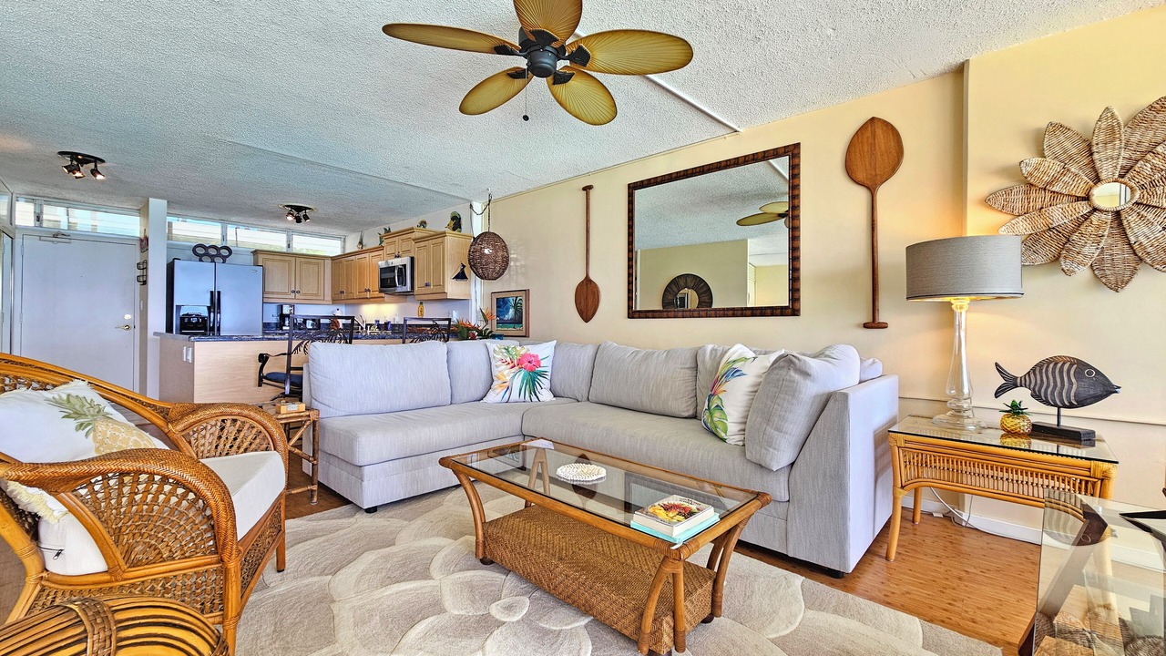 Photo of Livingroom in Diamond Head - Kapahulu - St. Louis