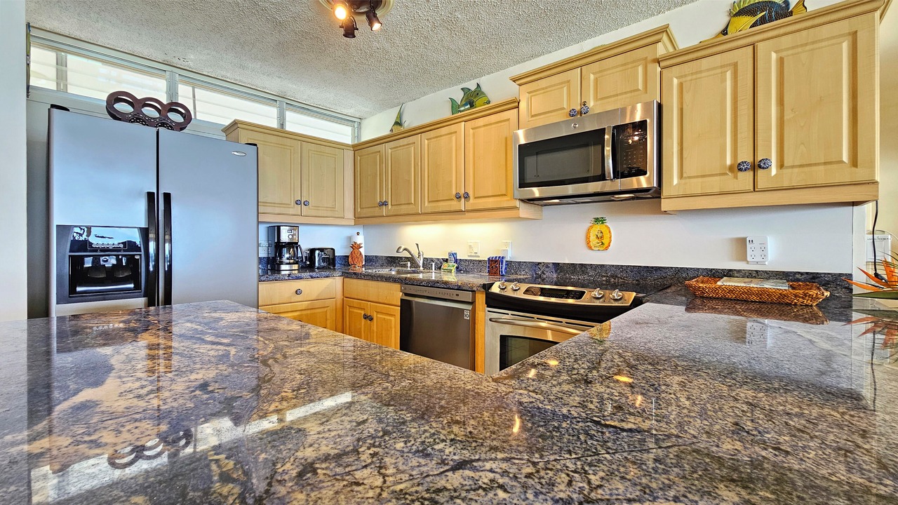 Photo of Kitchen in Diamond Head - Kapahulu - St. Louis