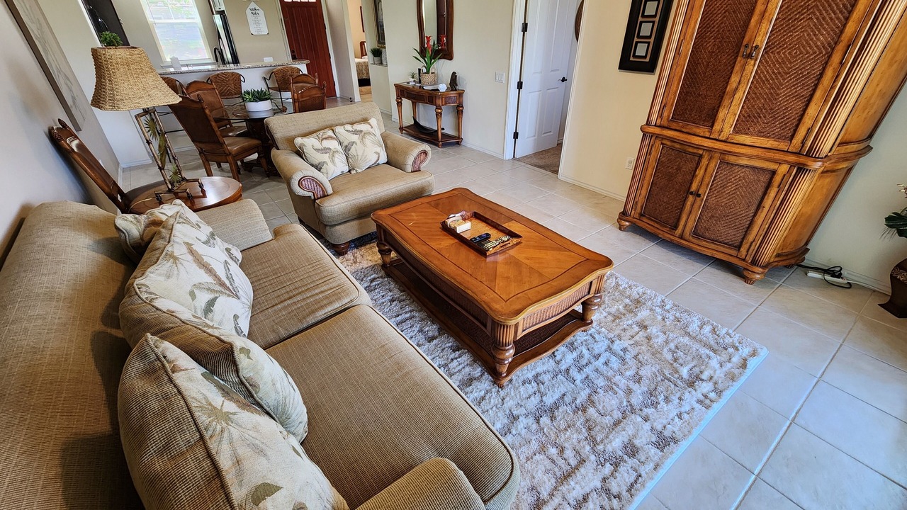 Photo of Livingroom in Waikoloa