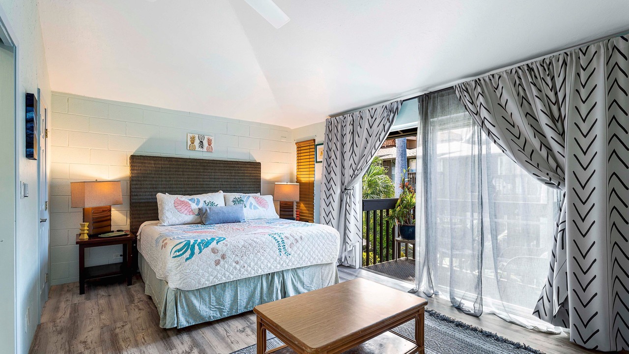 Photo of Bedroom in Historic Kailua Village