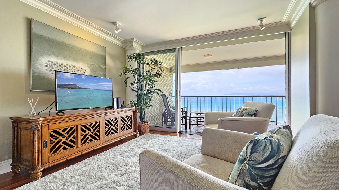 Photo of Livingroom in Diamond Head - Kapahulu - St. Louis