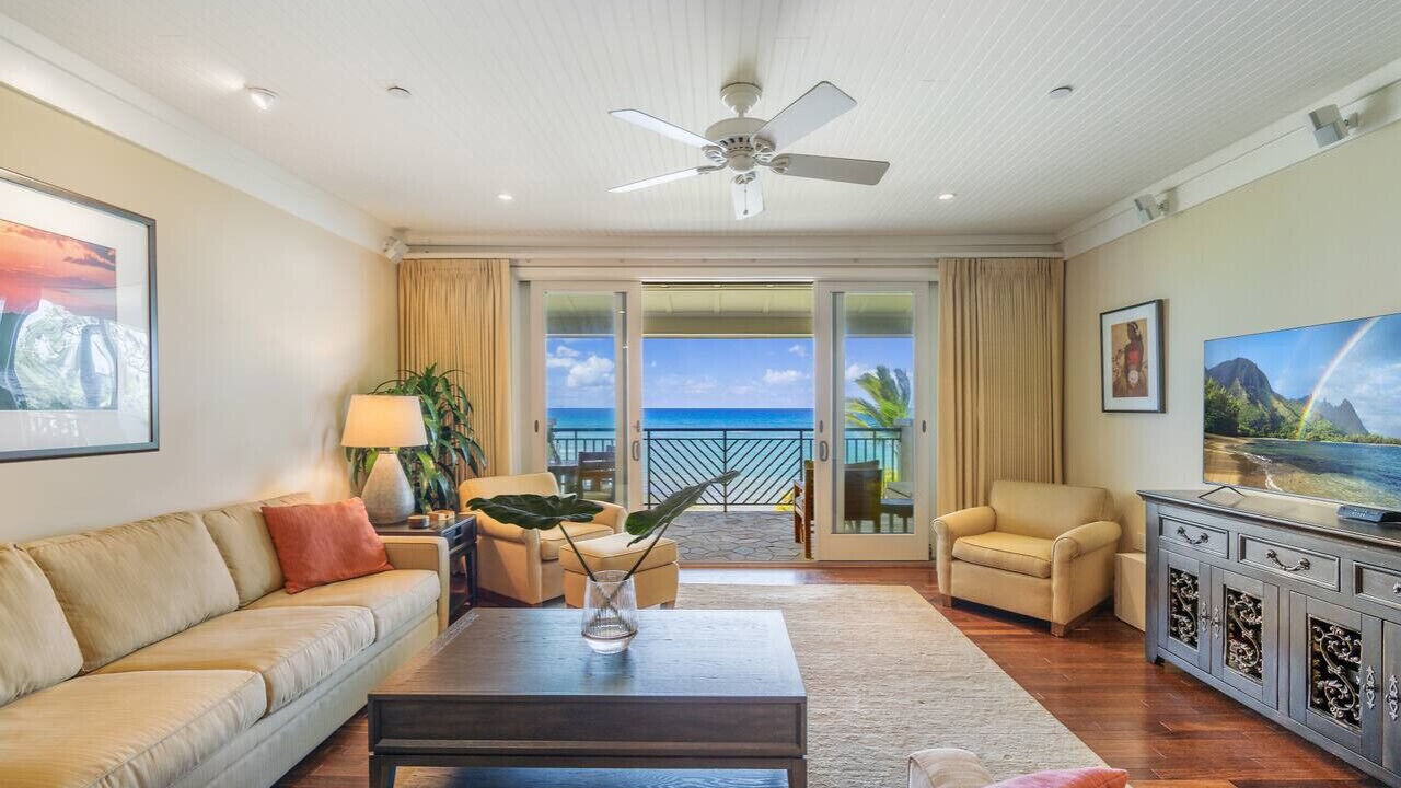 Photo of Livingroom in Kahuku