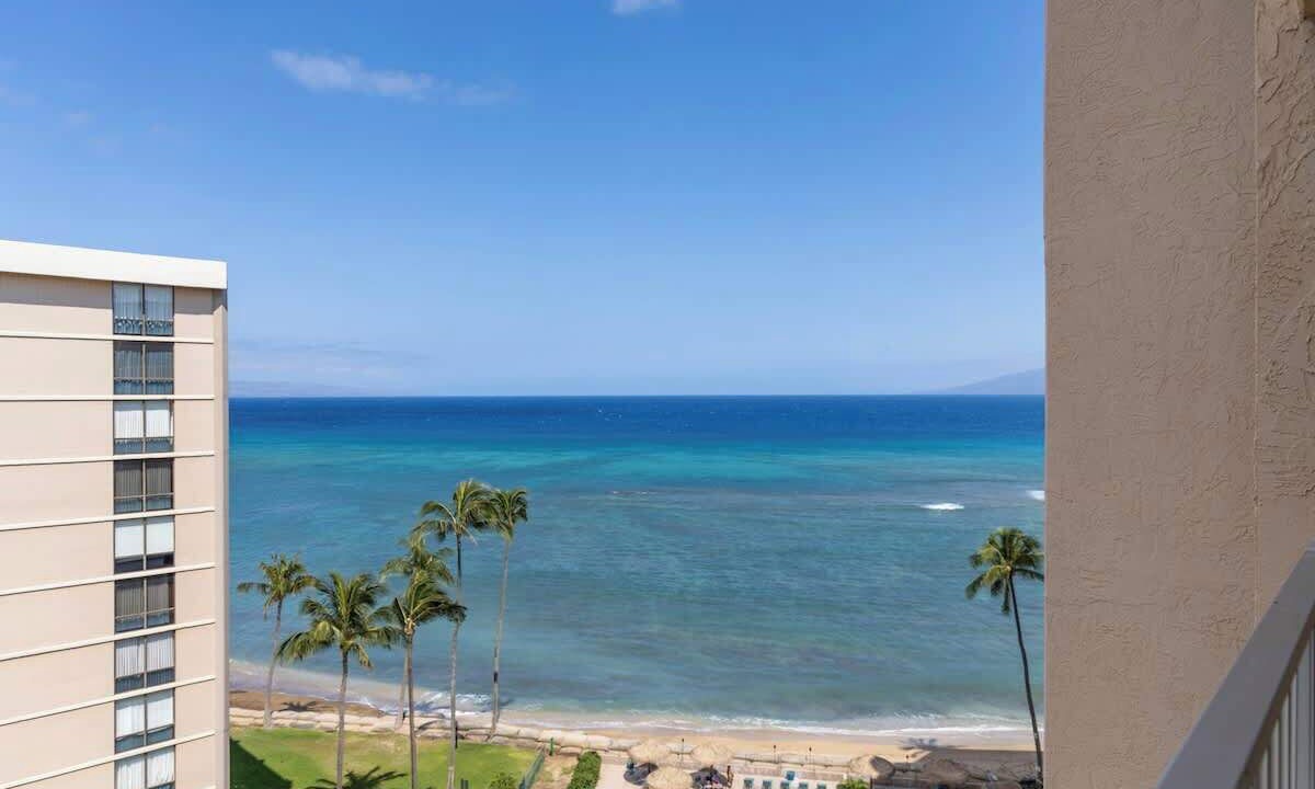 Photo of Others in Kahana