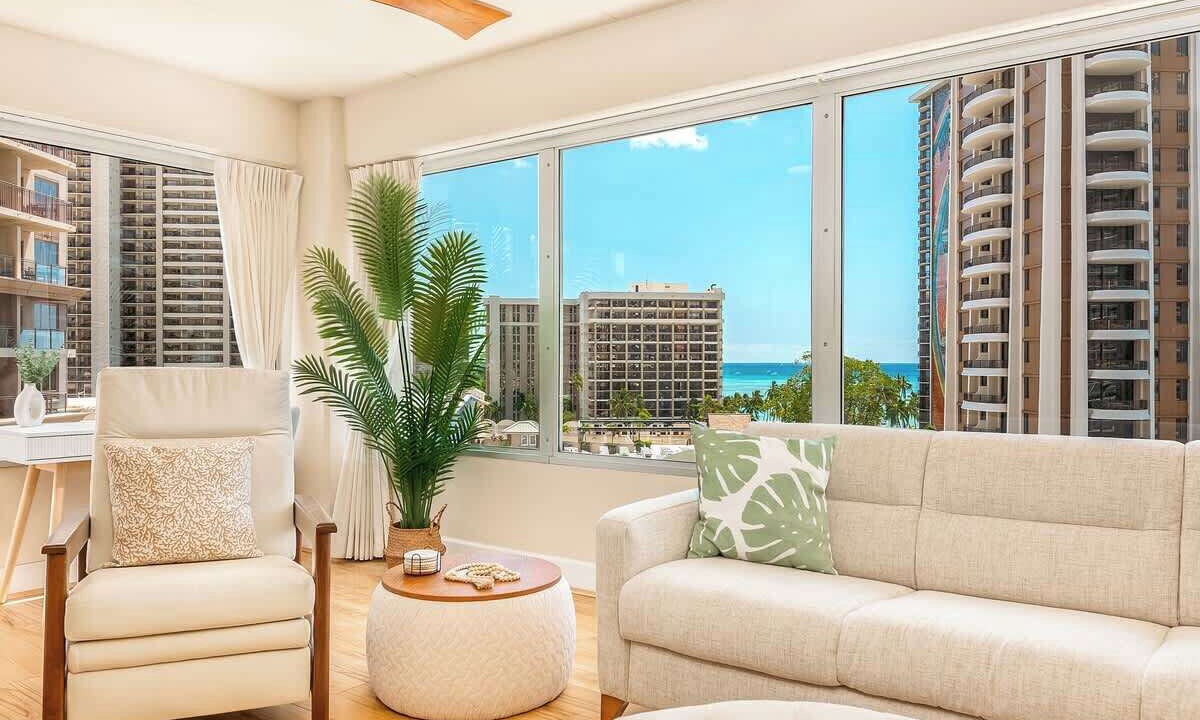 Photo of Bedroom in Waikiki