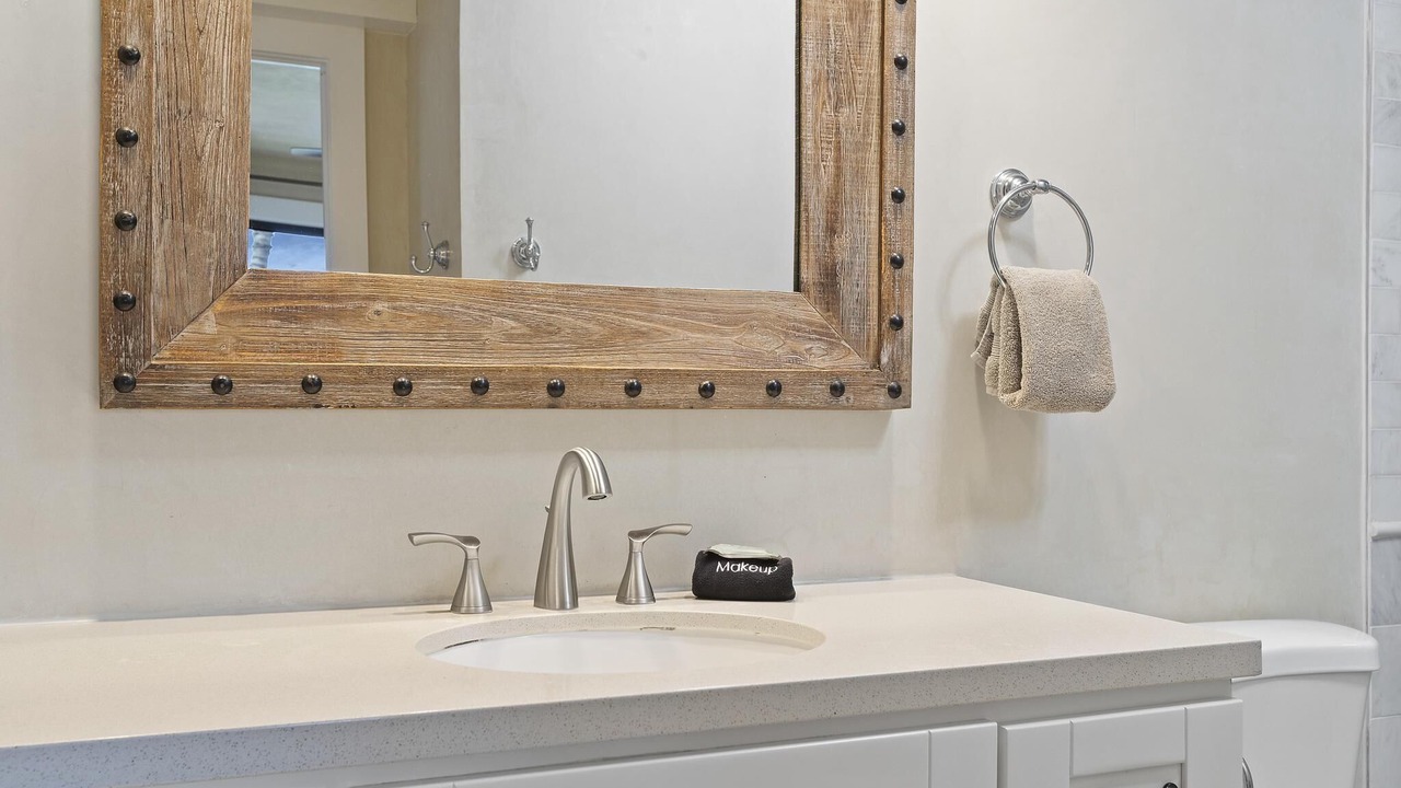 Photo of Bathroom in Maalaea