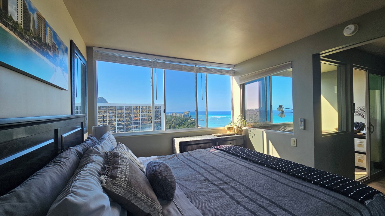 Photo of Bedroom in Waikiki