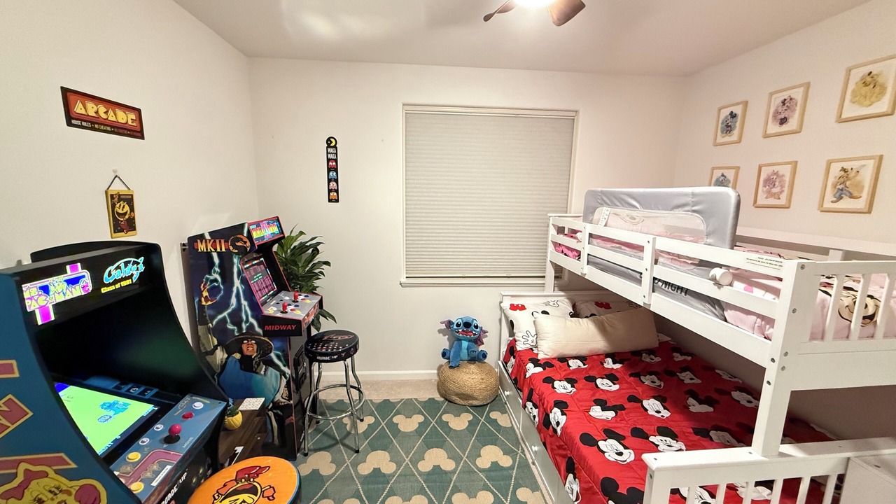 Photo of Bedroom in Makaha Valley