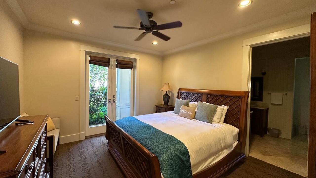 Photo of Bedroom in Poipu