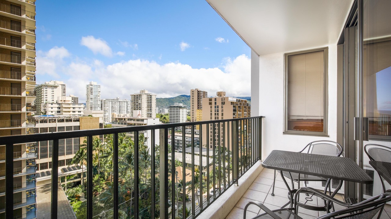Photo of Bedroom in Waikiki