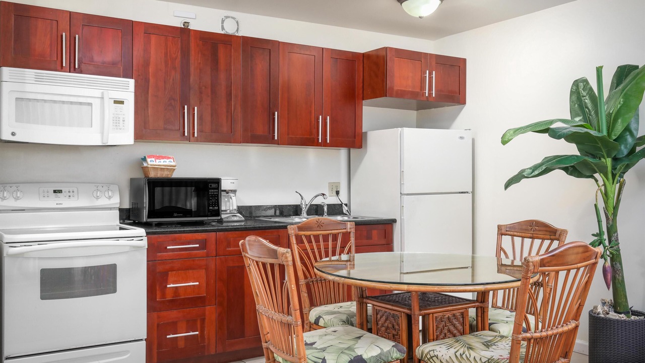 Photo of Kitchen in Waikiki