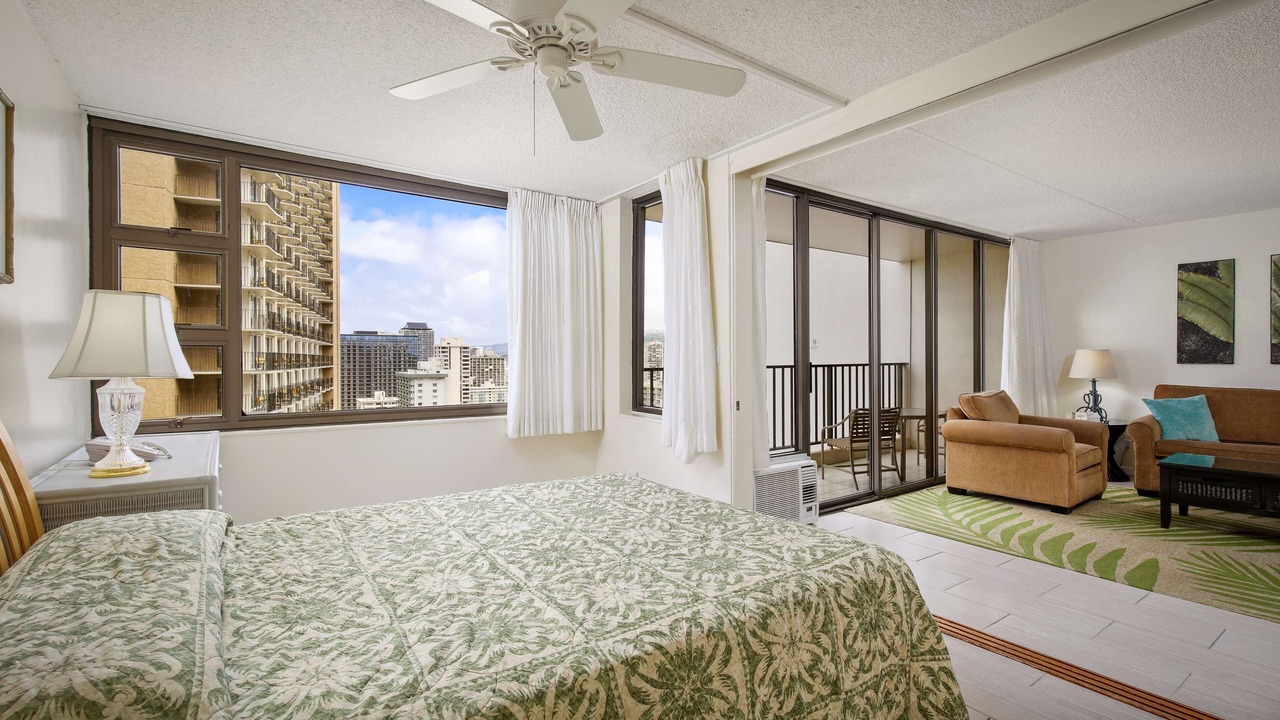 Photo of Bedroom in Waikiki