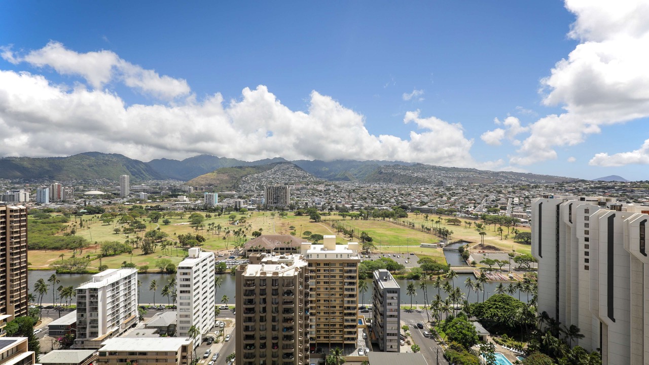 Photo of Bedroom in Waikiki