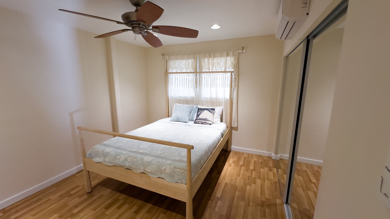 Photo of Bedroom in Diamond Head - Kapahulu - St. Louis