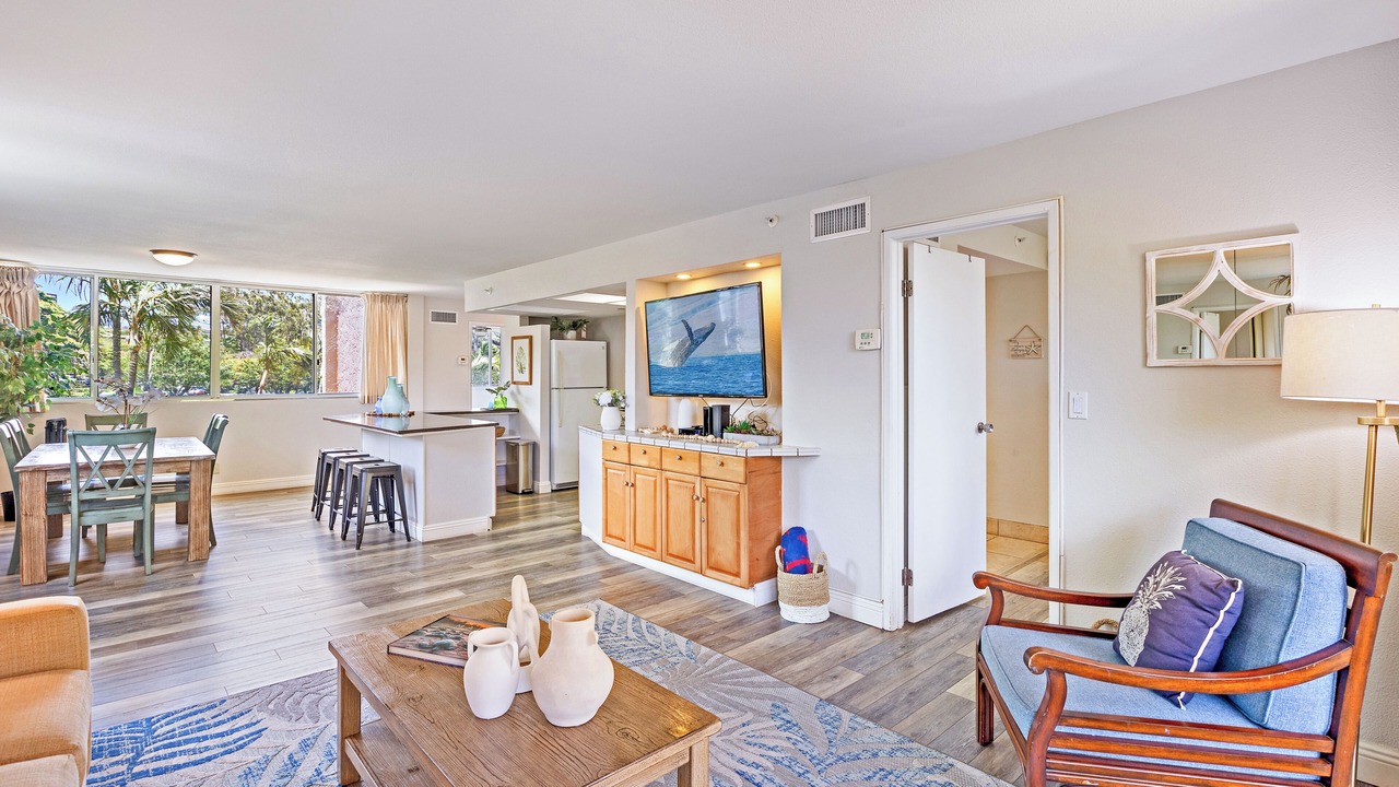Photo of Livingroom in Kahana