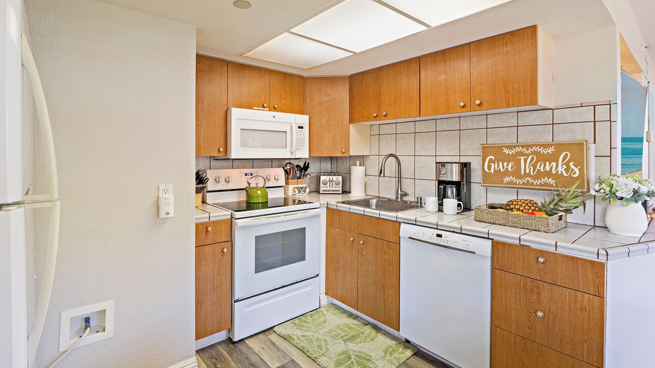 Photo of Kitchen in Kahana